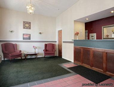 Days Inn By Wyndham Кіттері Інтер'єр фото